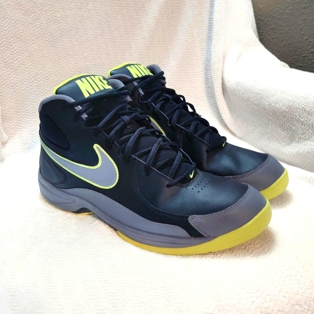 NIKE THE OVERPLAY VII BASKETBALL SHOES, SIZE 14, BLACK, GRAY, FLUORESCENT YELLOW